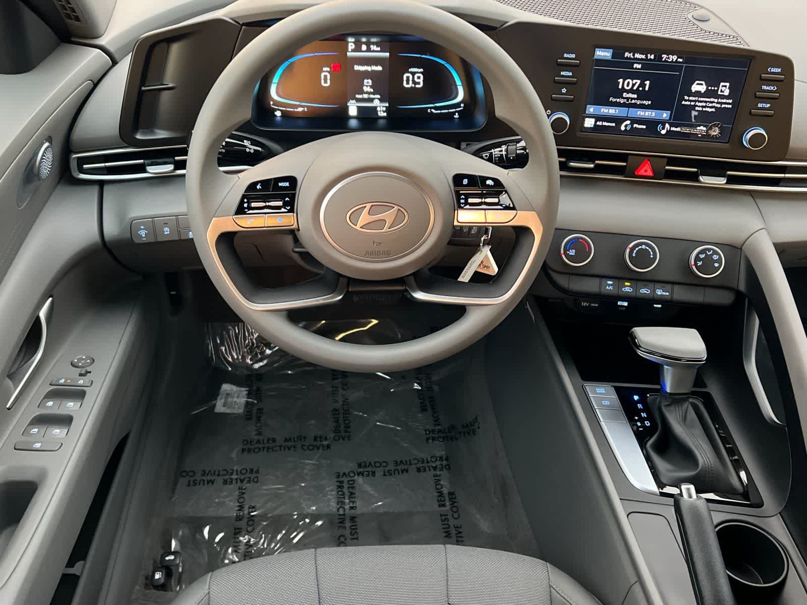 New 2026 Hyundai Elantra SE FWD image 15