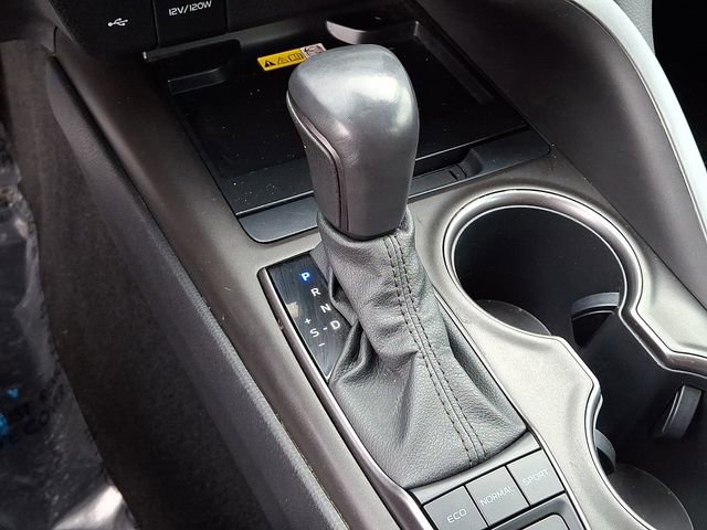 Used 2022 Toyota Camry XSE image 17