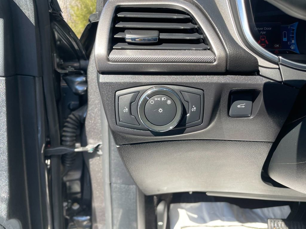 Used 2018 Ford Fusion S image 14