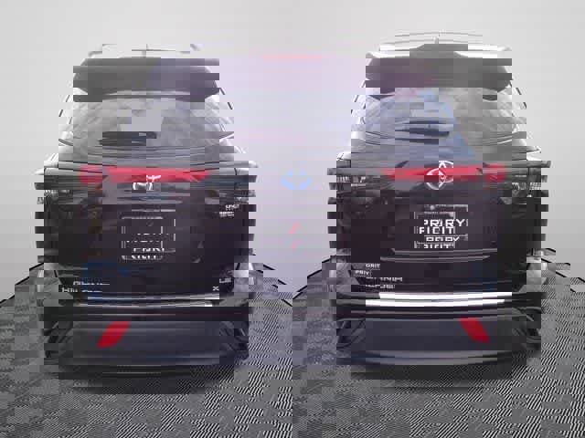 Used 2023 Toyota Highlander Bronze Edition image 3