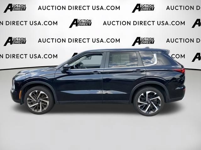 Used 2024 Mitsubishi Outlander SE FWD image 3