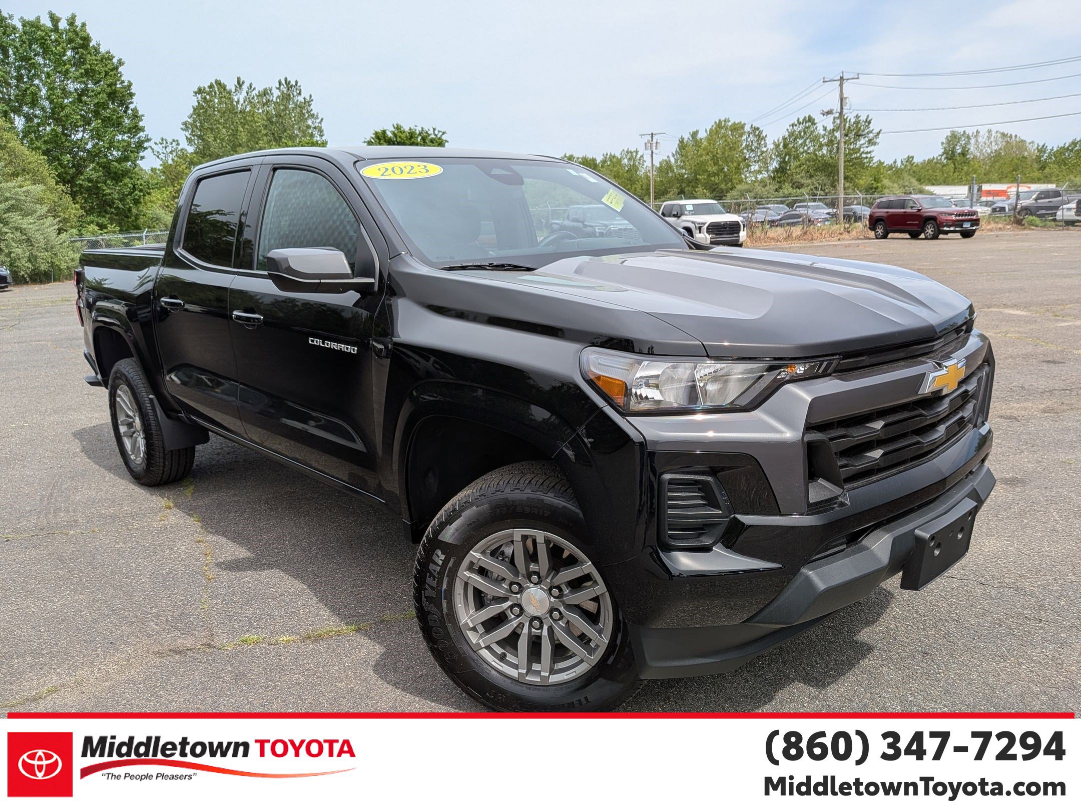 Used 2023 Chevrolet Colorado LT w/ Advanced Trailering Package AWD/4WD image 1