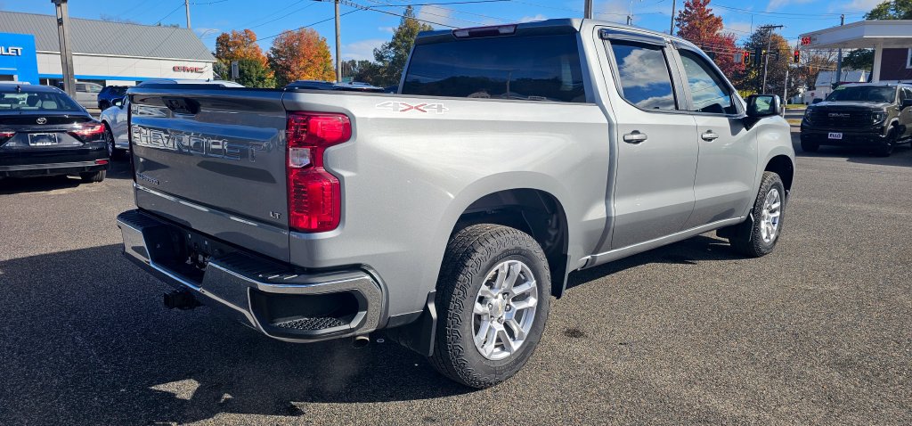 Used 2023 Chevrolet Silverado 1500 LT AWD/4WD image 8
