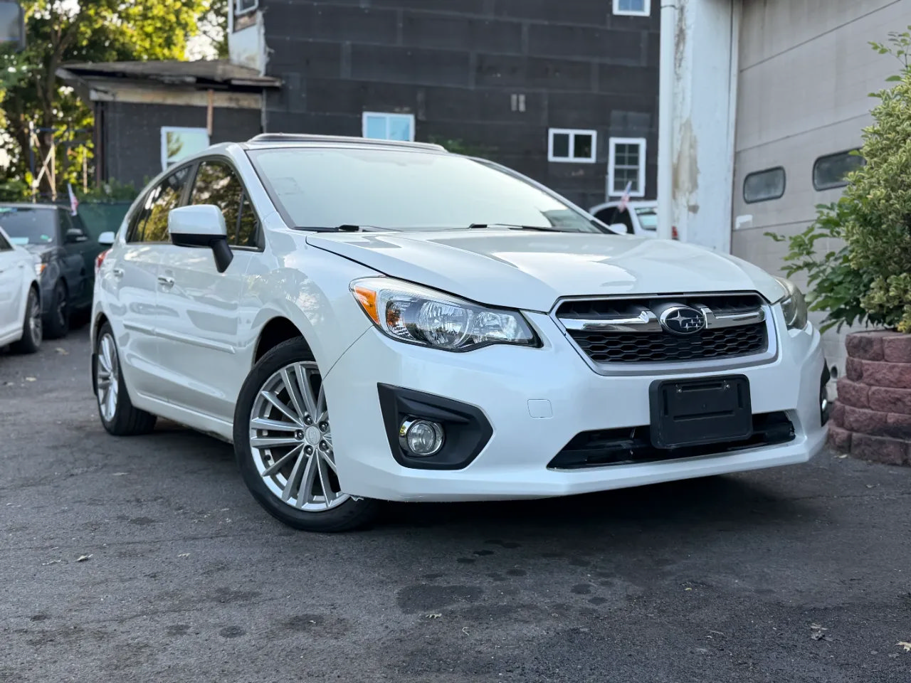 Used 2014 Subaru Impreza 2.0i Limited AWD/4WD image 10