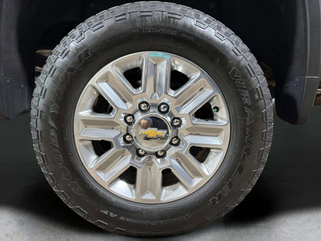 Used 2024 Chevrolet Silverado 2500 High Country w/ High Country Premium Package image 25