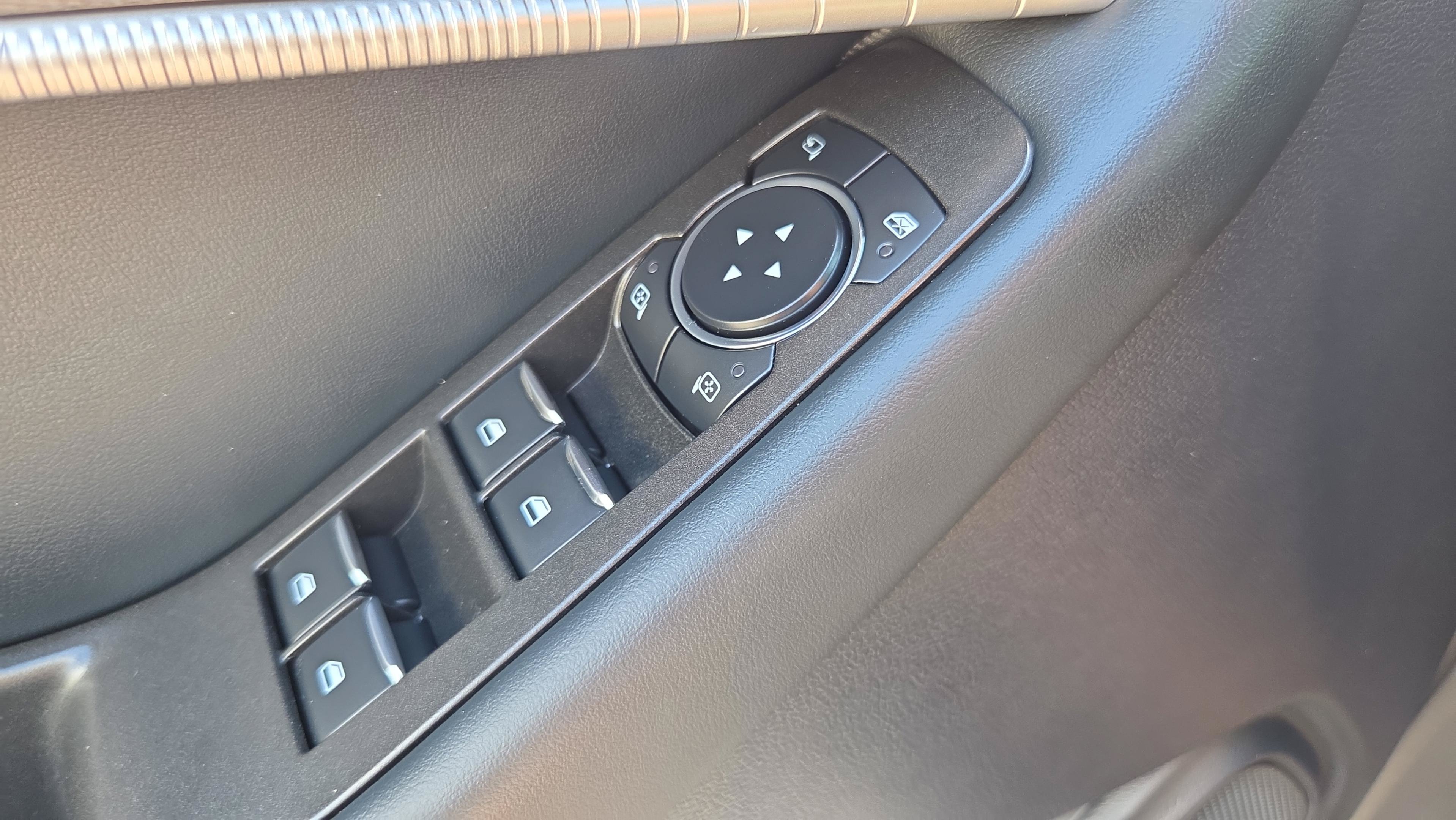 Used 2025 Ford Explorer ST-Line w/ Premium Package RWD image 28