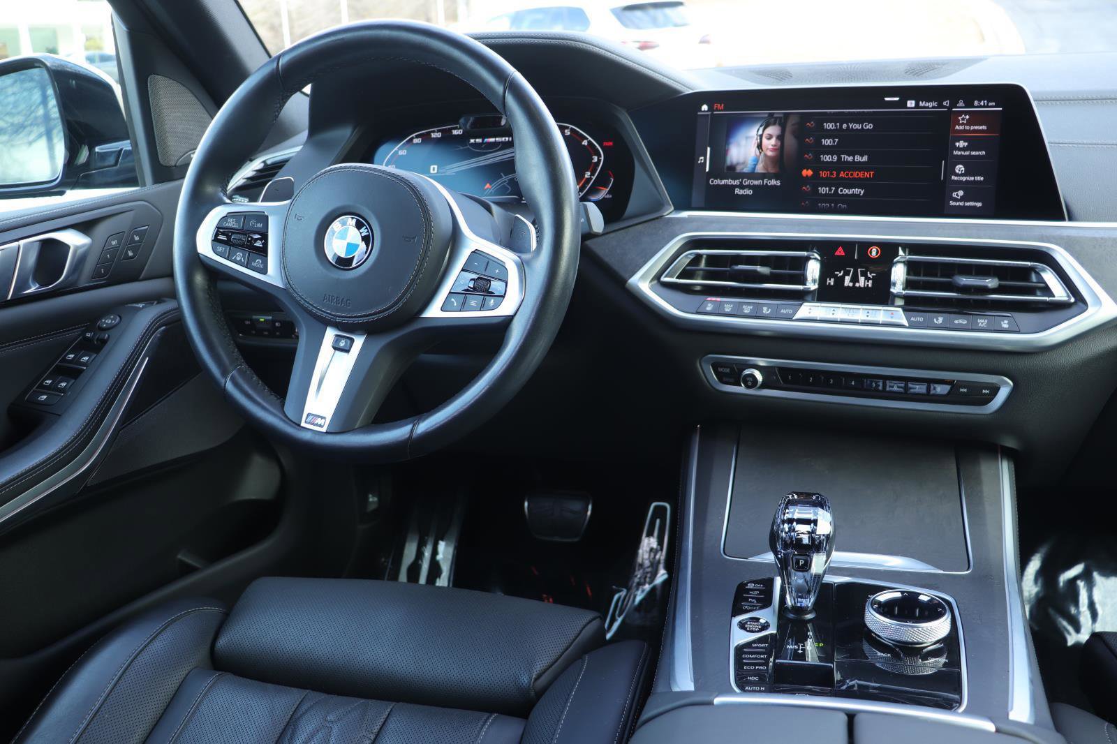 Used 2022 BMW X5 M50i w/ Executive Package image 29