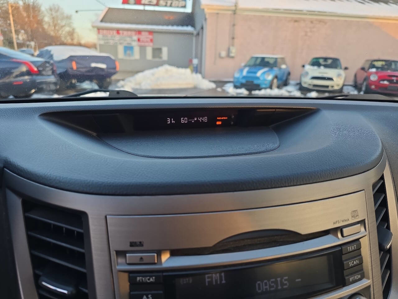 Used 2010 Subaru Outback 2.5i Premium image 27