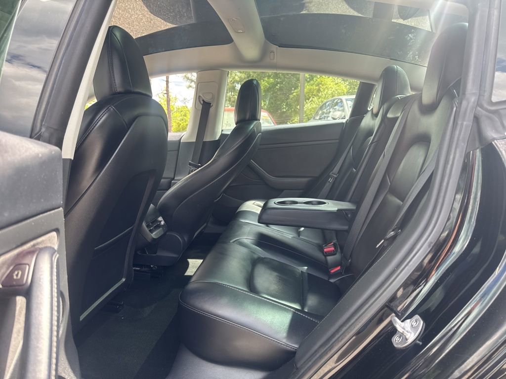 Used 2022 Tesla Model 3 Standard Range RWD image 14