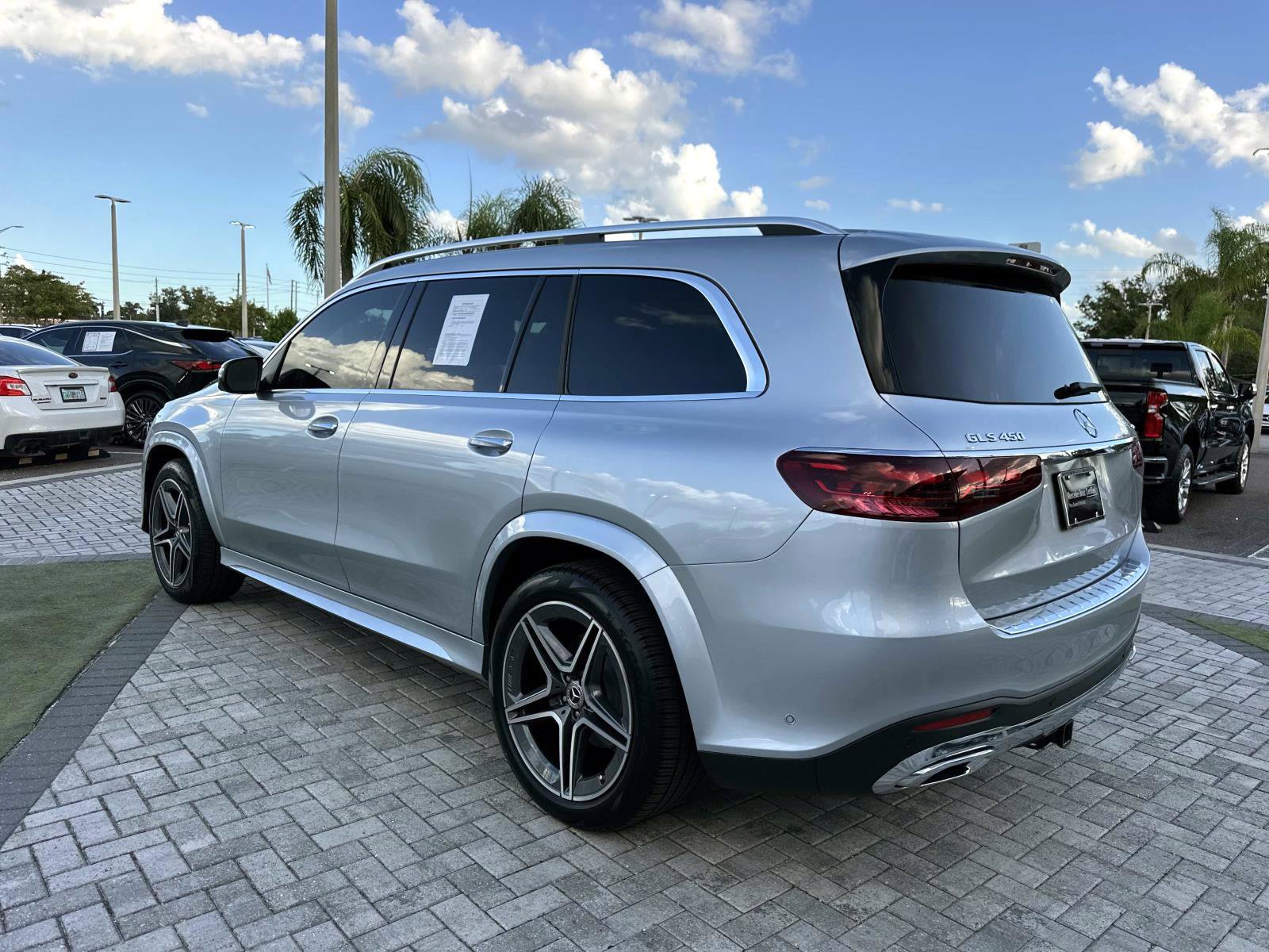 Certified 2025 Mercedes-Benz GLS 450 4MATIC image 5