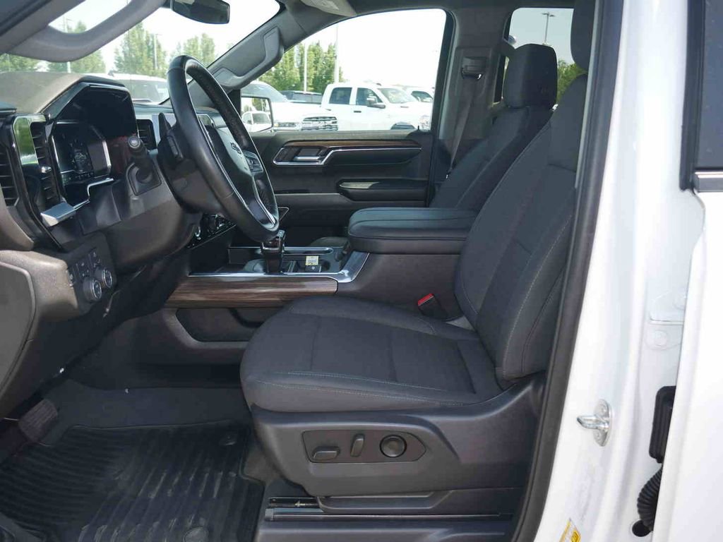 Used 2024 Chevrolet Silverado 1500 RST image 26