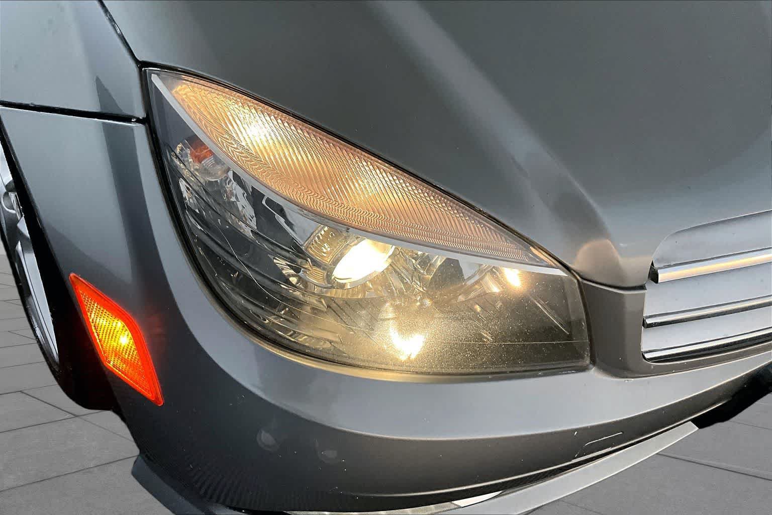 Used 2011 Mercedes-Benz C 300 4MATIC Sedan image 27