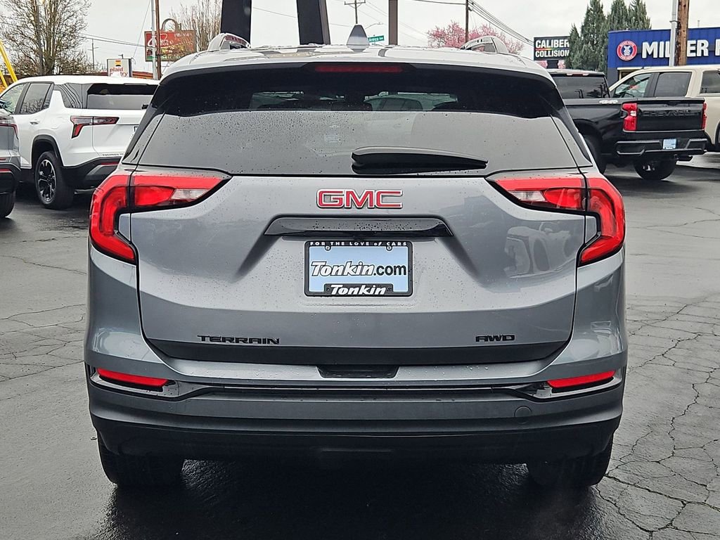 Used 2020 GMC Terrain SLE w/ Driver Convenience Package image 5