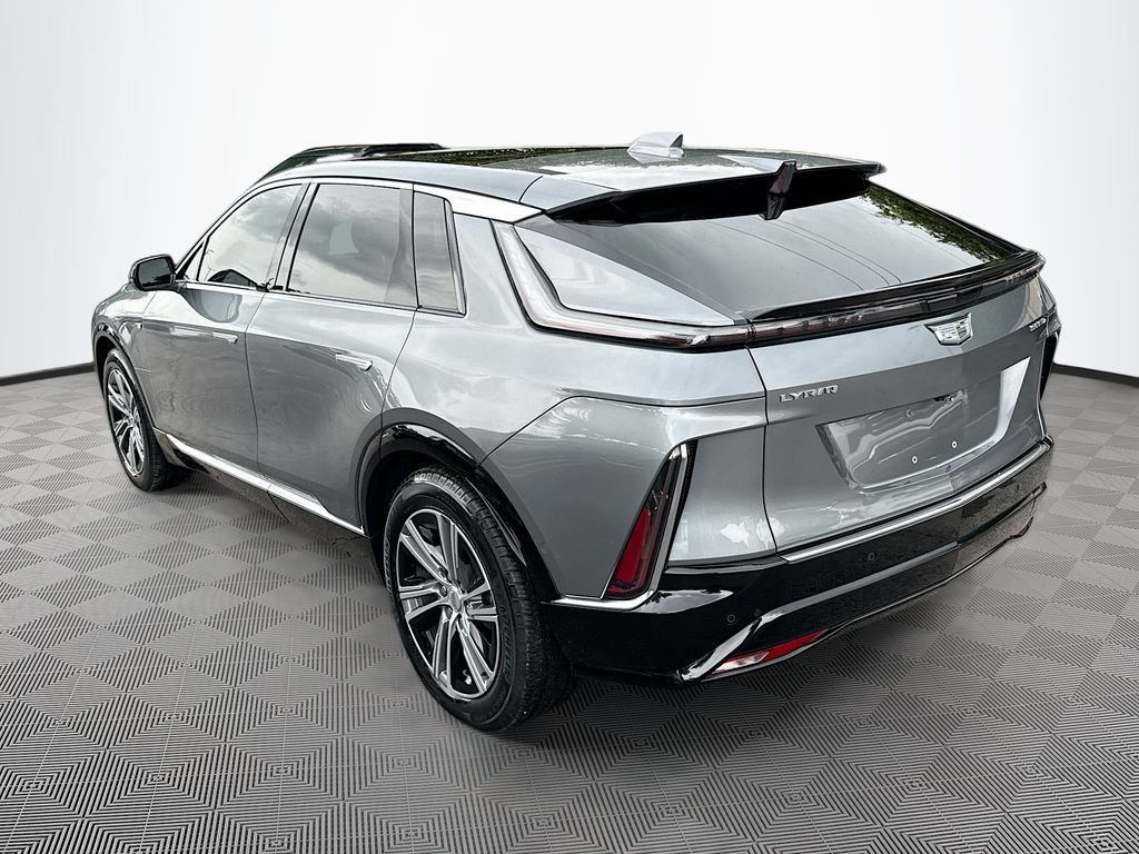 Used 2023 Cadillac Lyriq AWD image 8