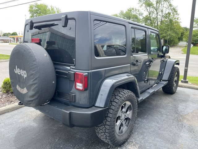 Used 2017 Jeep Wrangler Unlimited Sahara w/ Connectivity Group AWD/4WD image 8
