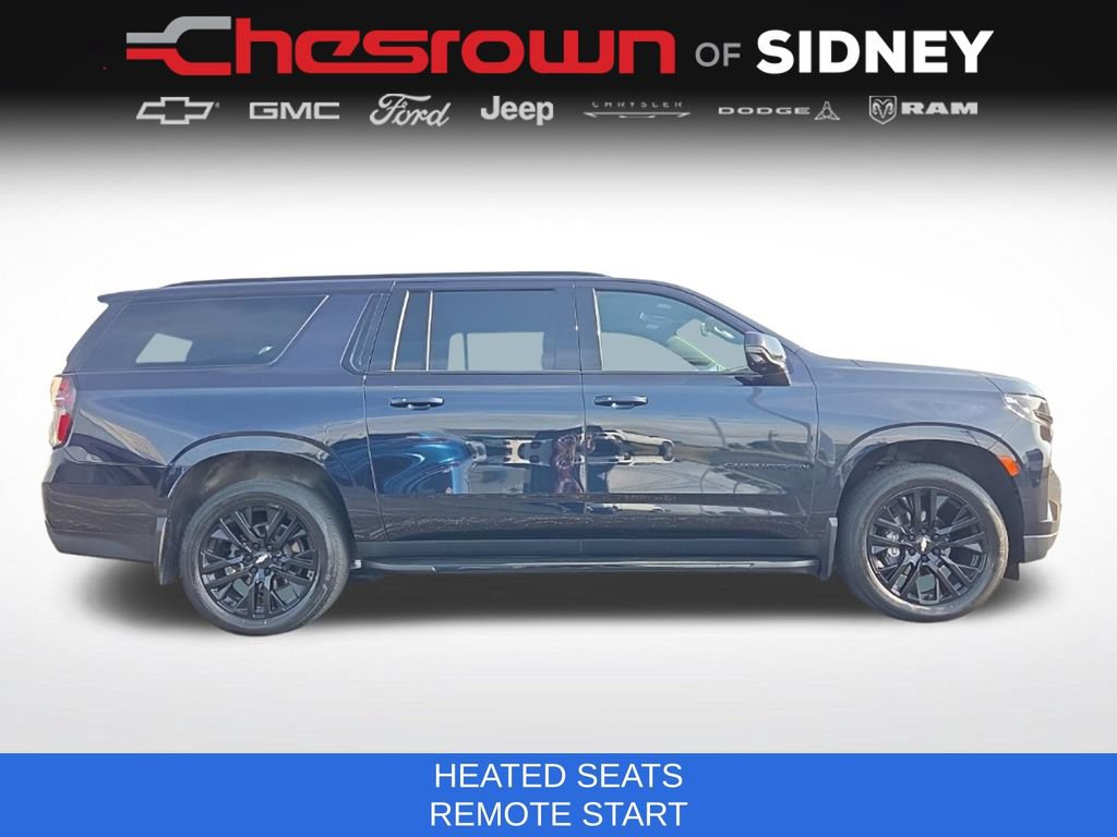 Used 2022 Chevrolet Suburban RST w/ Luxury Package AWD/4WD image 12