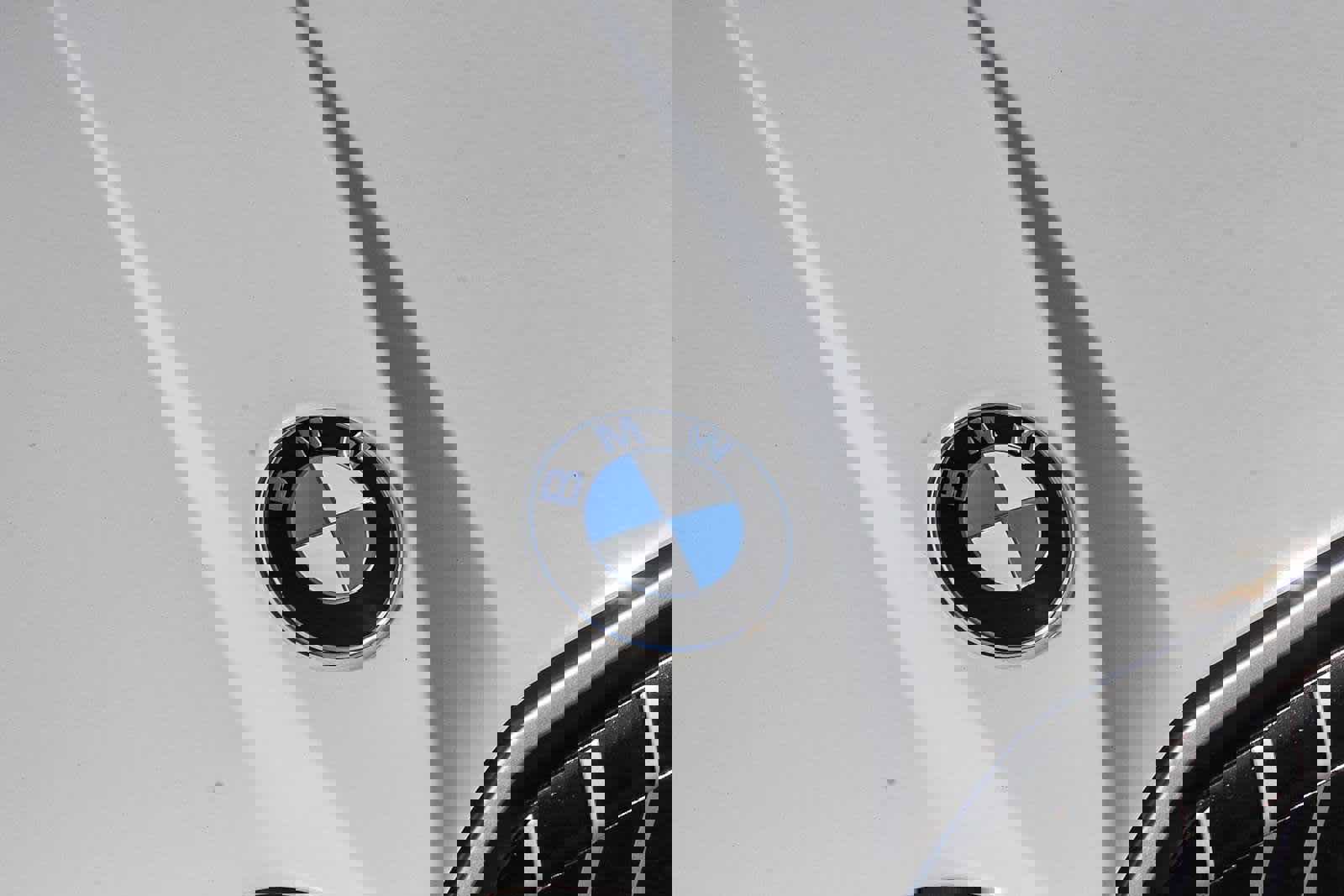 Used 2025 BMW X3 xDrive30i w/ Convenience Package image 11