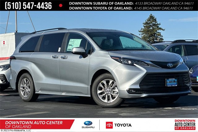 Used 2025 Toyota Sienna XLE