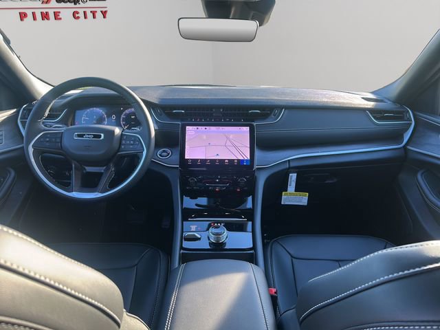 New 2025 Jeep Grand Cherokee Limited image 14