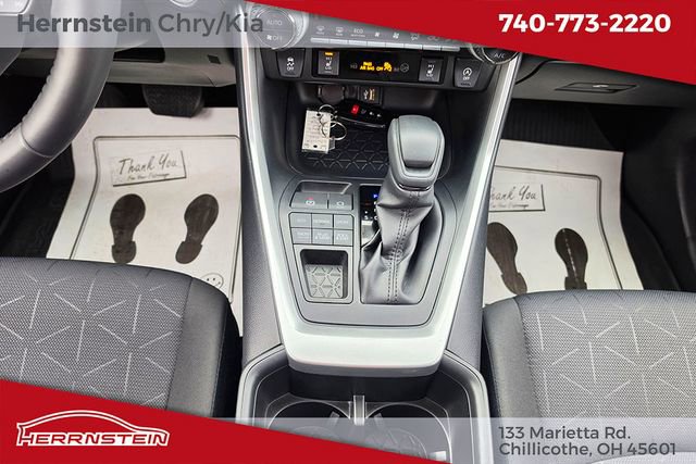Used 2023 Toyota RAV4 XLE w/ Convenience Package image 12