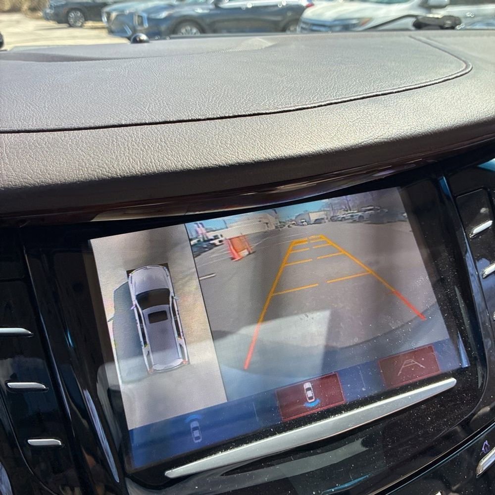 Used 2017 Cadillac Escalade ESV Luxury image 13