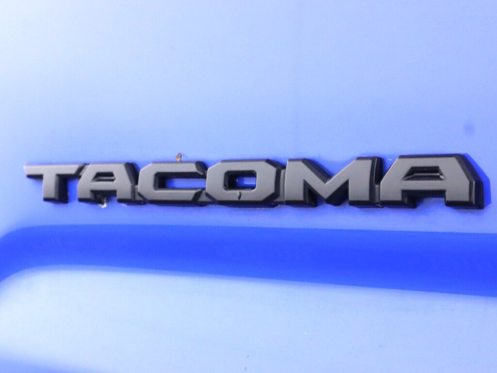 Used 2020 Toyota Tacoma TRD Off-Road w/ TRD Premium Off Road Package image 42