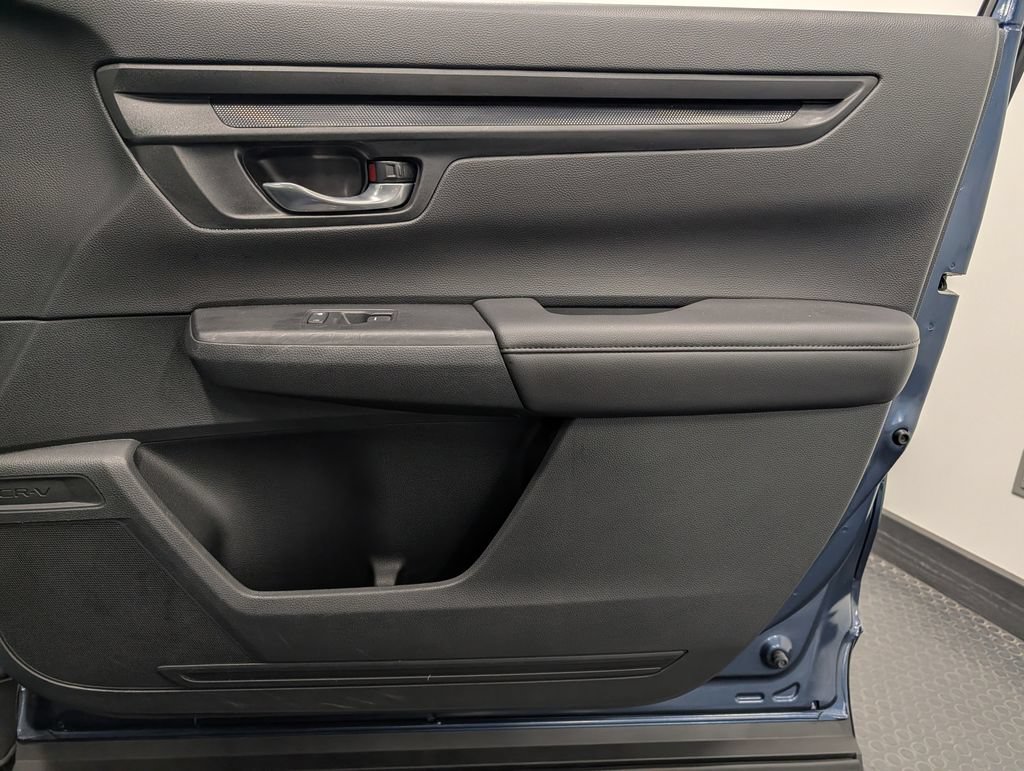Certified 2024 Honda CR-V LX image 31