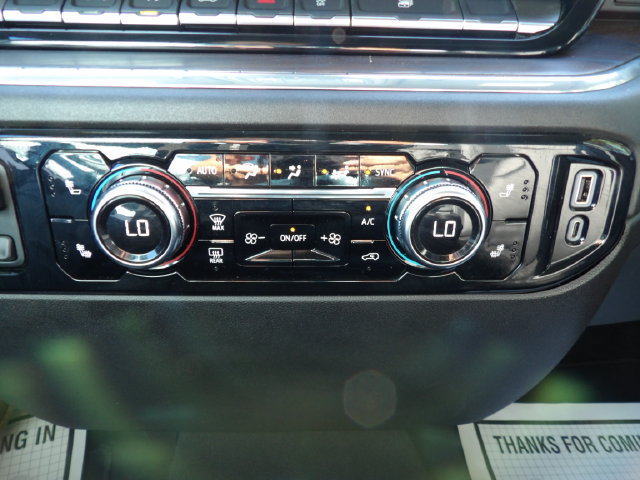 Used 2025 GMC Sierra 1500 SLT AWD/4WD image 33