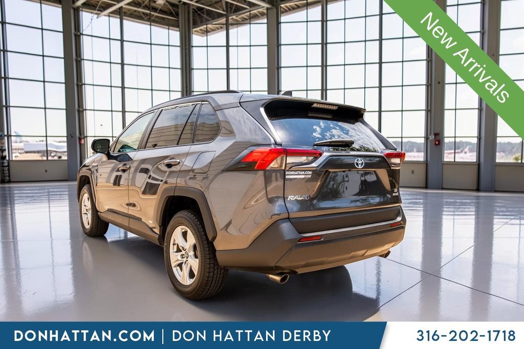 Used 2020 Toyota RAV4 LE AWD/4WD image 26