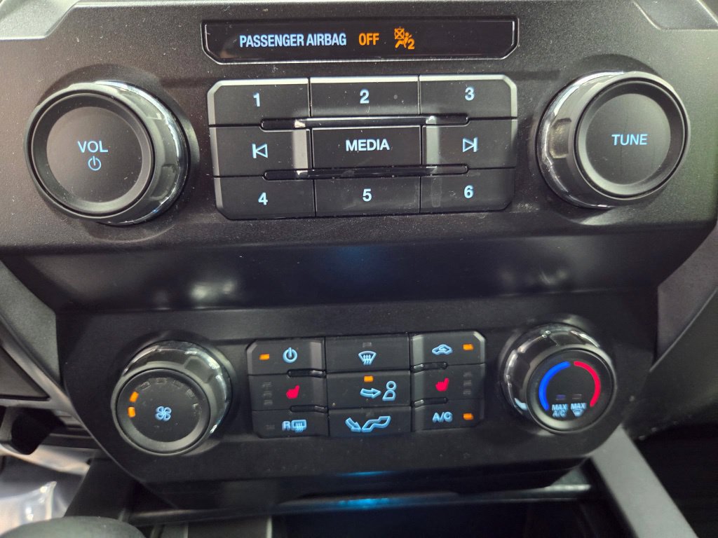 Used 2020 Ford F150 XLT w/ Equipment Group 302A Luxury AWD/4WD image 35
