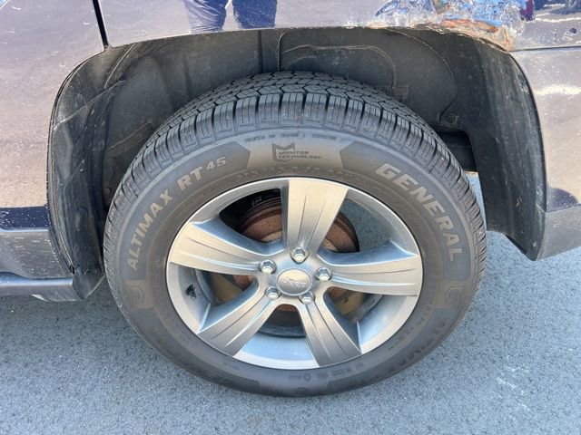 Used 2015 Jeep Patriot High Altitude FWD image 9