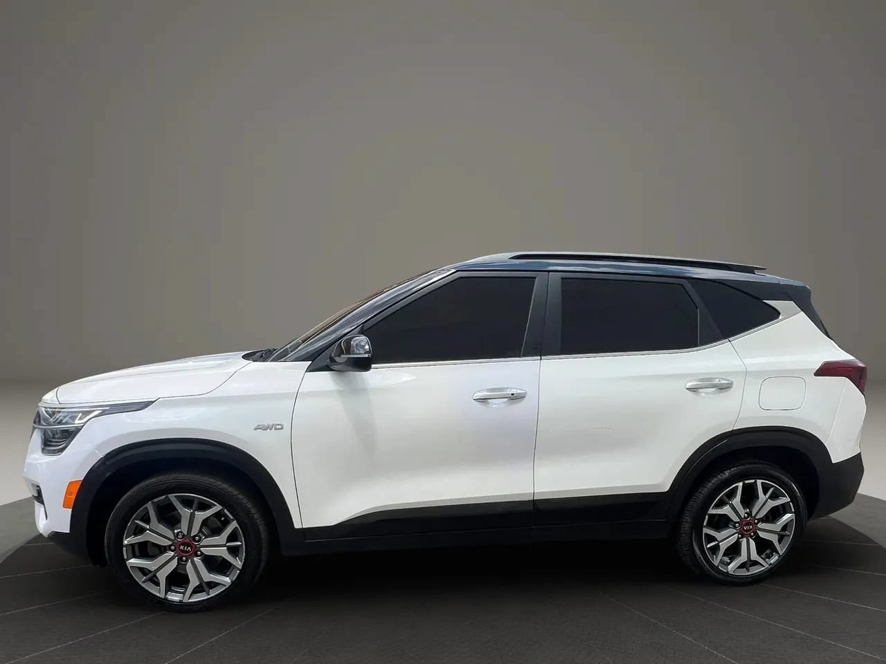 Used 2021 Kia Seltos SX AWD/4WD image 8