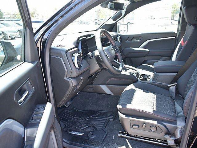 New 2025 Chevrolet Colorado Z71 image 7