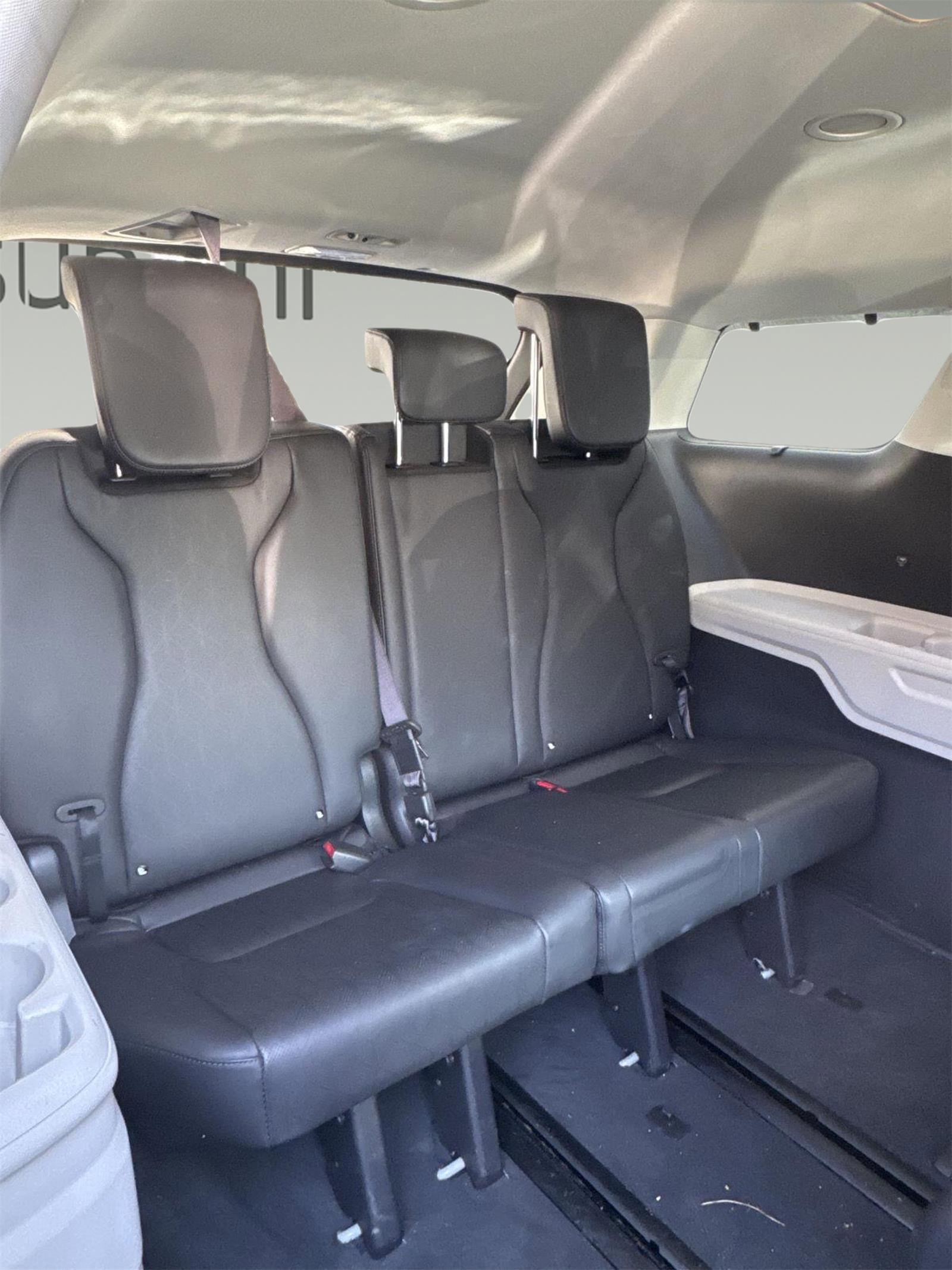 Used 2023 Kia Carnival SX image 15