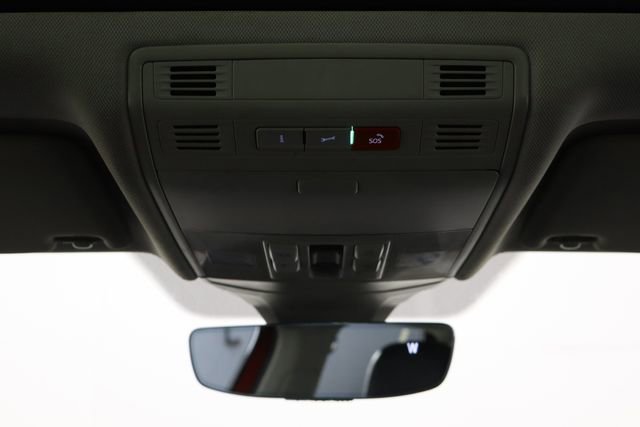 Used 2023 Volkswagen Jetta SE w/ Panoramic Sunroof Package FWD image 25