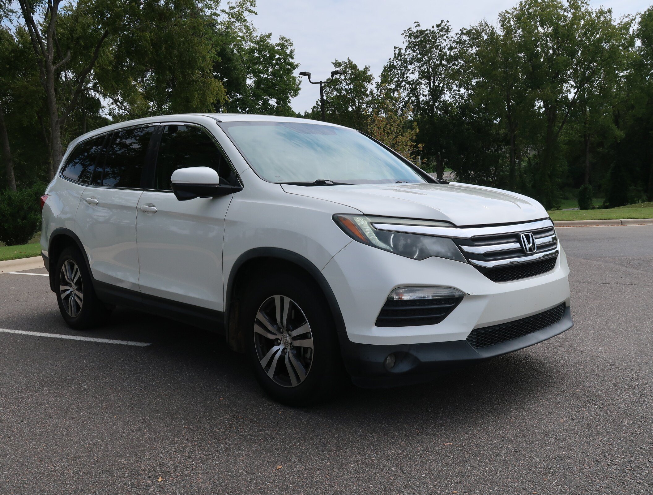 Used 2018 Honda Pilot EX image 4