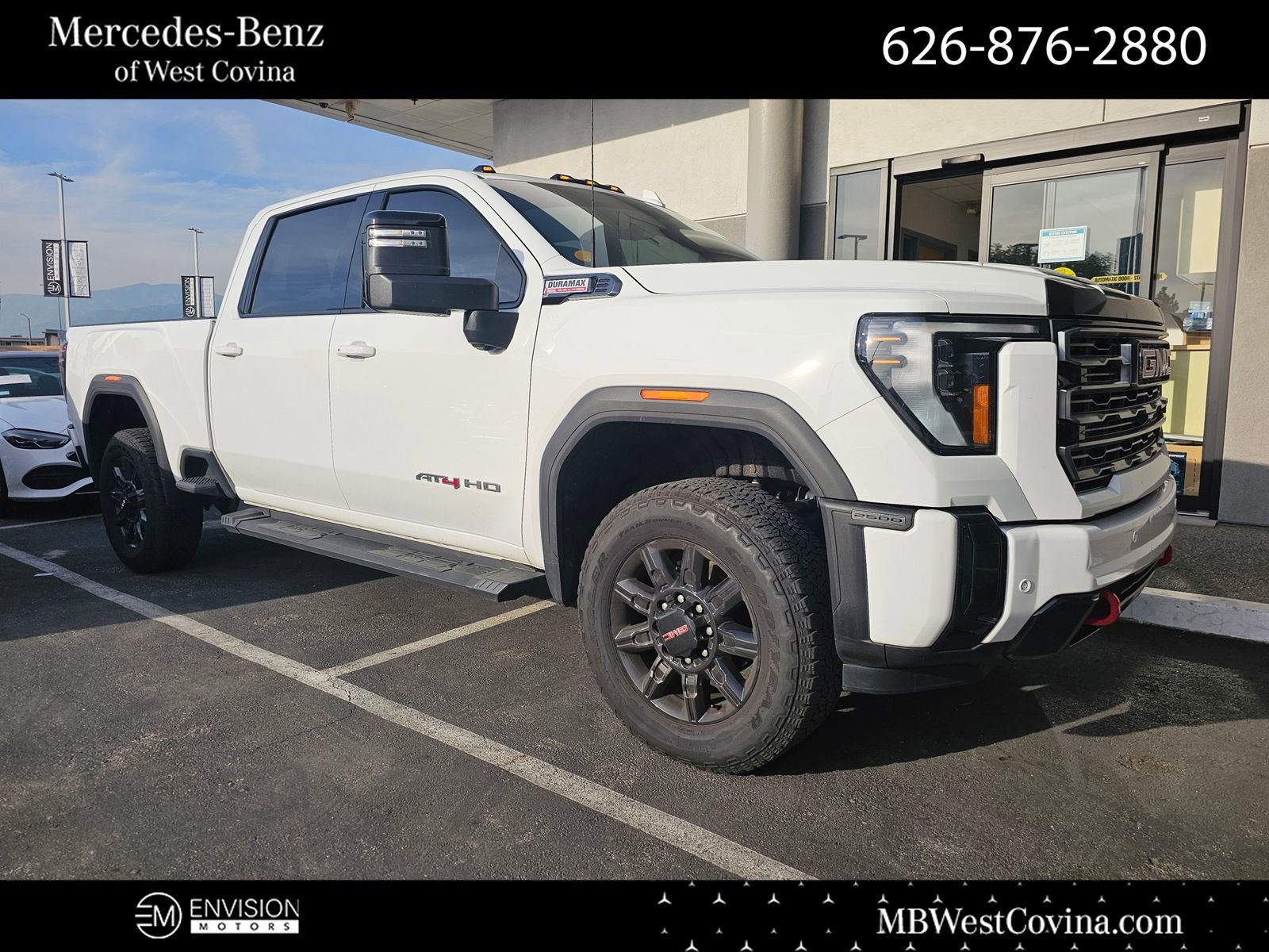 Used 2025 GMC Sierra 2500 AT4 w/ Technology Package image 1