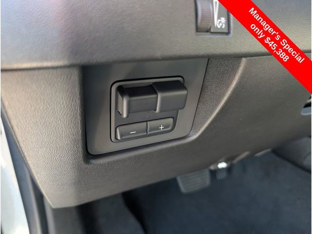 Used 2024 GMC Canyon Denali image 18