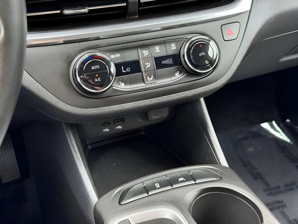 Used 2024 Buick Envista Preferred w/ Convenience I Package FWD image 72