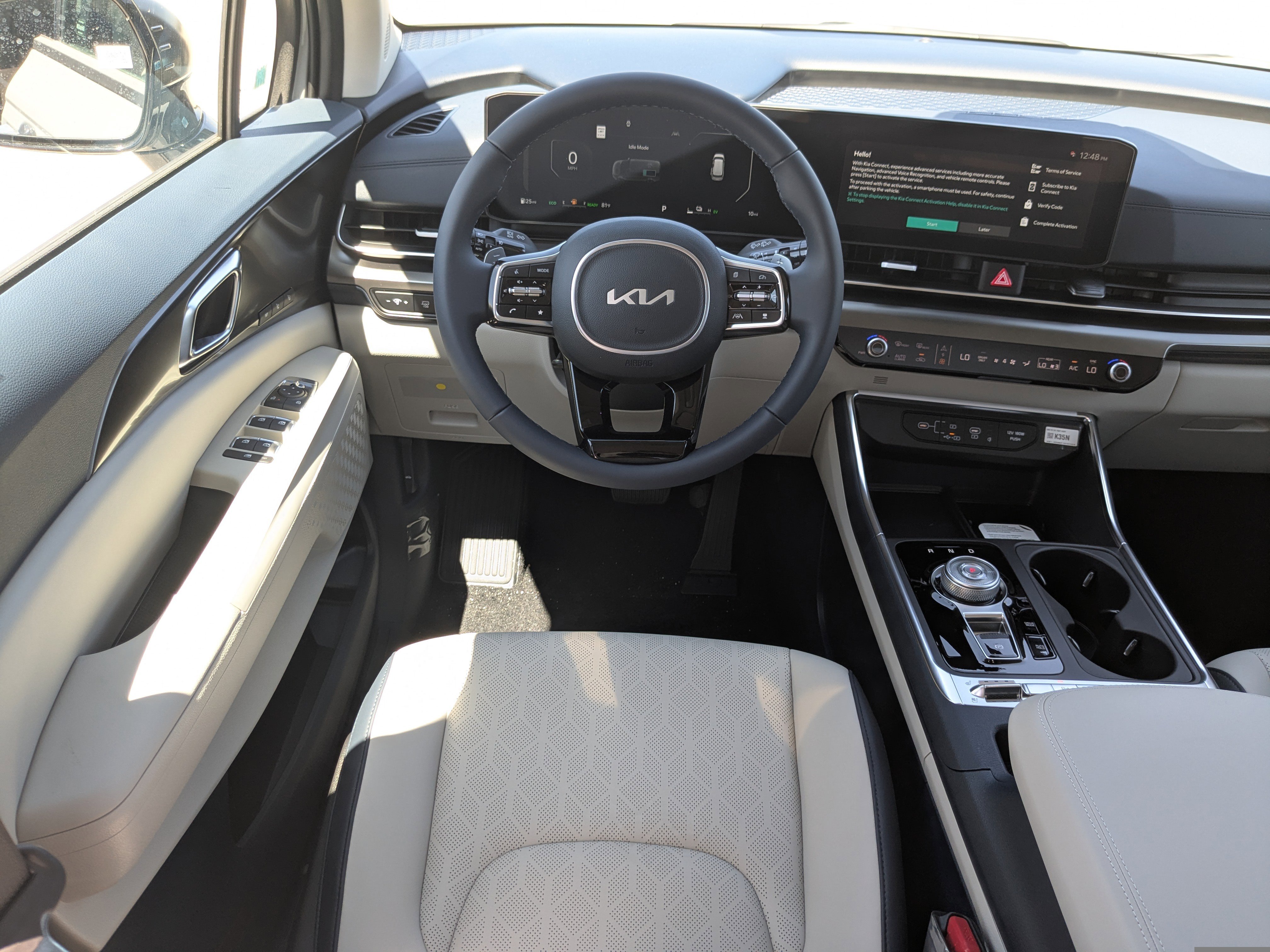 New 2026 Kia Carnival SX w/ SX Dark Edition Package FWD image 30