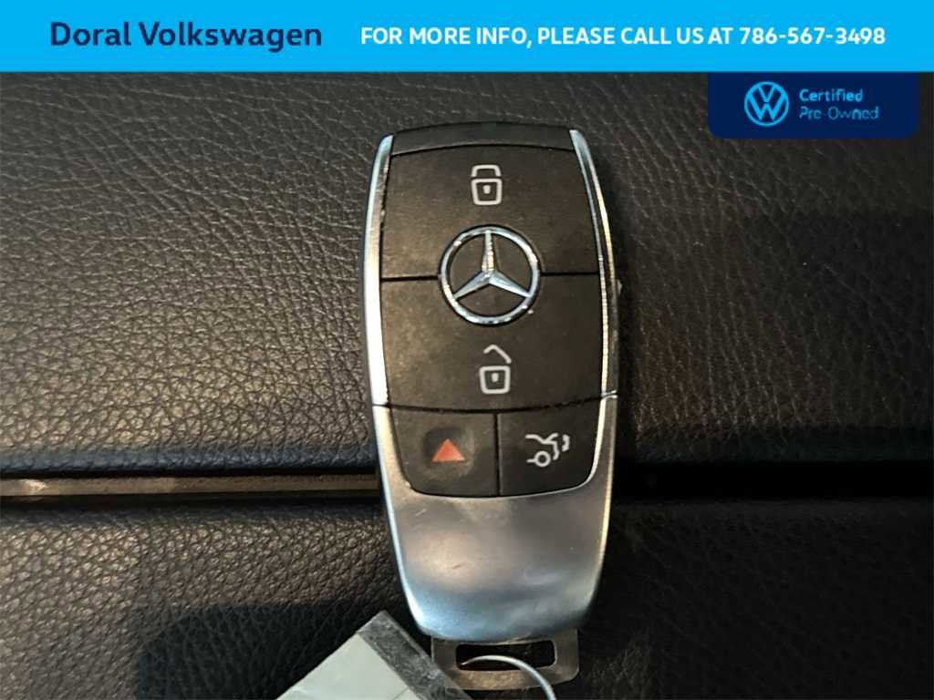 Used 2024 Mercedes-Benz GLB 250 image 28