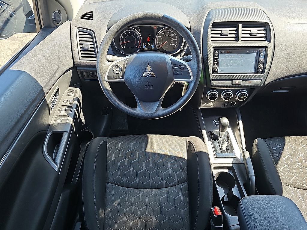 Used 2025 Mitsubishi Outlander Sport ES image 11