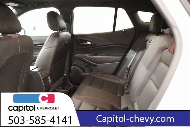 Used 2024 Chevrolet Trax RS w/ Sunroof Package FWD image 28