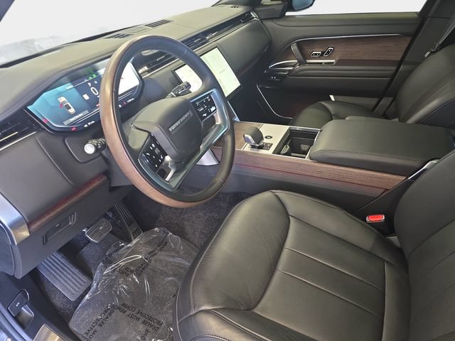 Certified 2025 Land Rover Range Rover Long Wheelbase Autobiography AWD/4WD image 19
