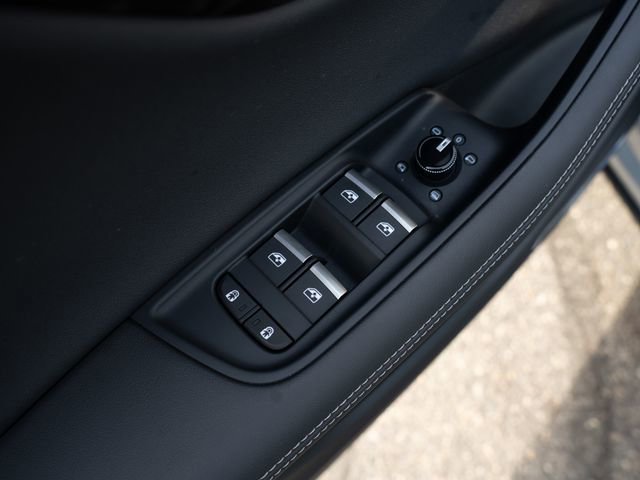 Used 2023 Audi Q8 Premium Plus w/ Premium Plus Package image 16