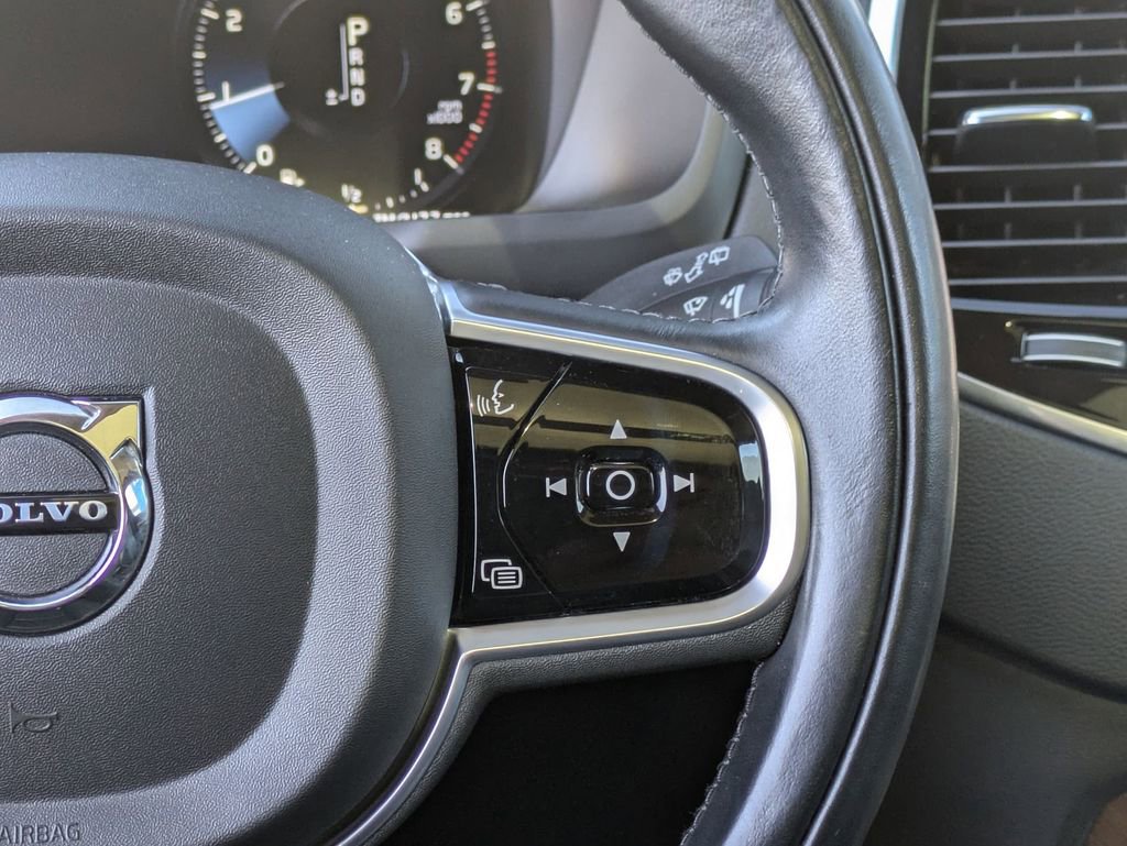 Used 2020 Volvo XC90 T6 Inscription w/ Protection Package Premier image 14