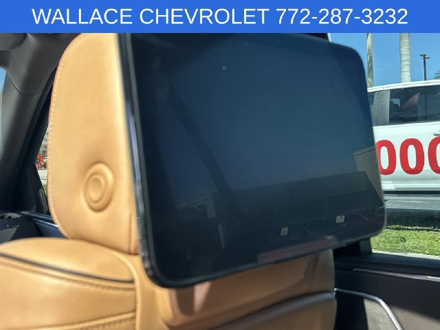 Used 2021 Cadillac Escalade Sport w/ Driver Assist Tech Package AWD/4WD image 20