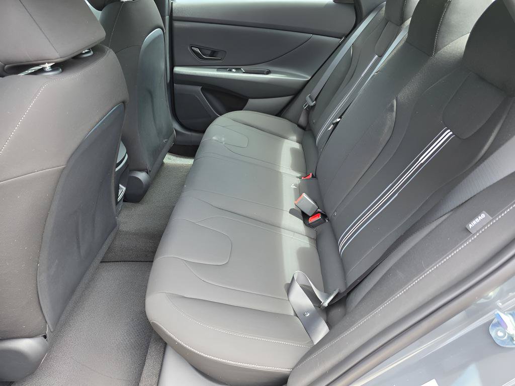 New 2026 Hyundai Elantra Sport FWD image 11