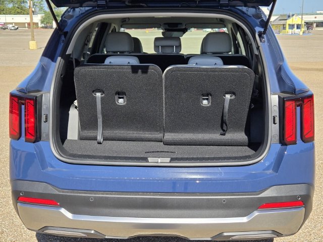 New 2026 Kia Sorento S FWD image 7
