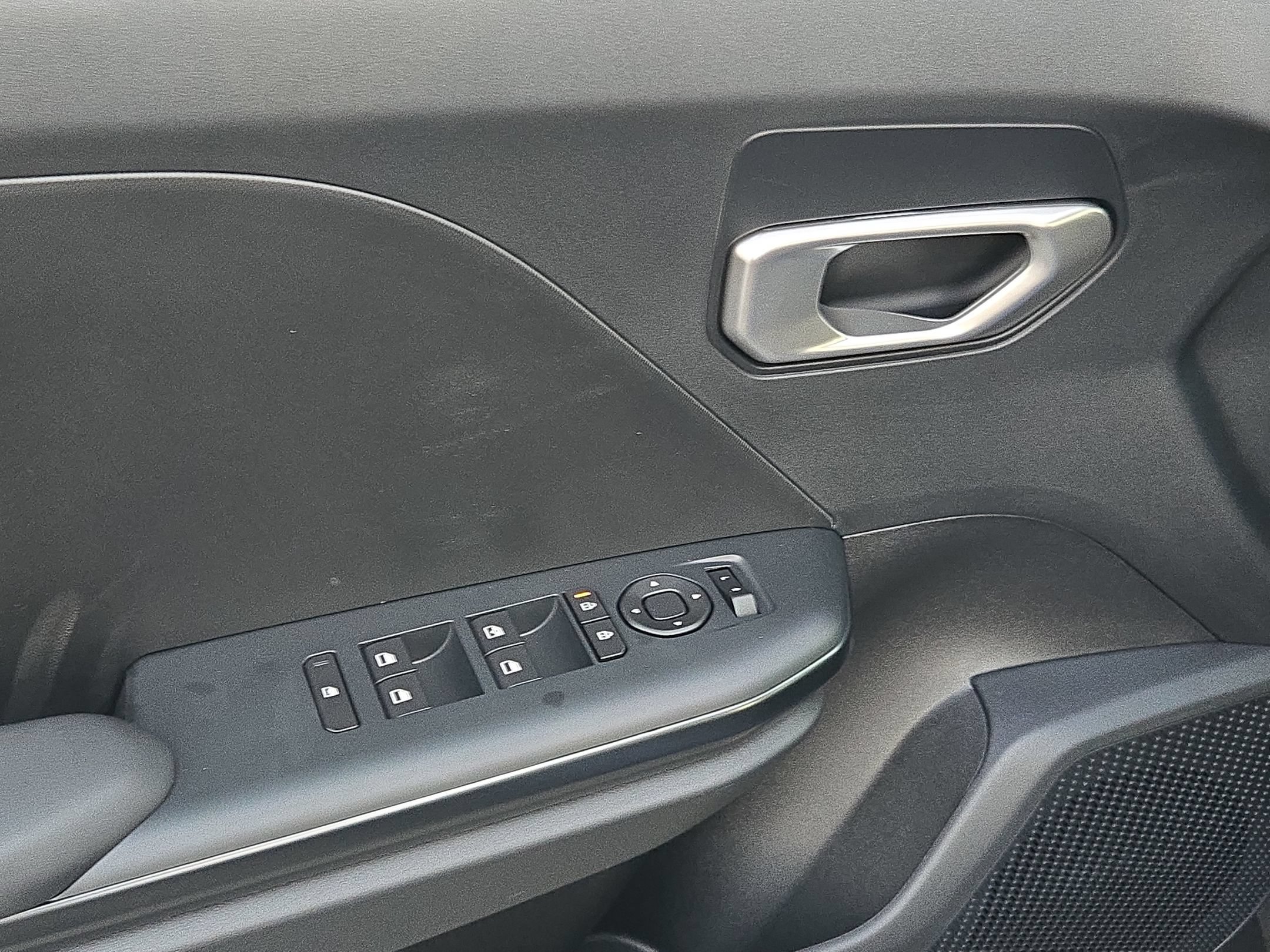 New 2026 Kia K4 FWD image 14